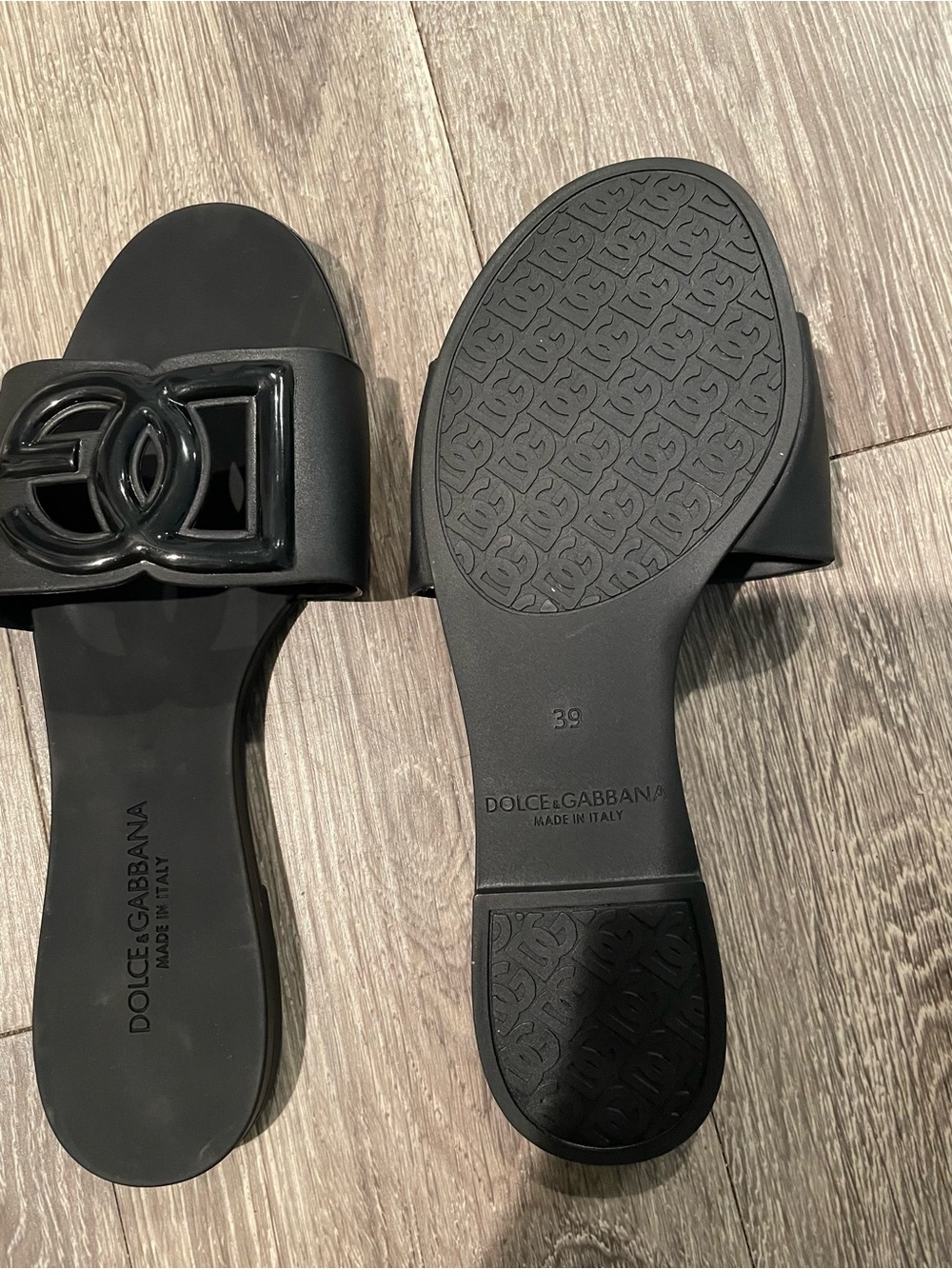 Dolce & Gabbana Black Logo Slide Sandals - Picture 3 of 3